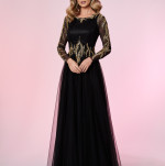 Rochie neagra ornata cu dantela